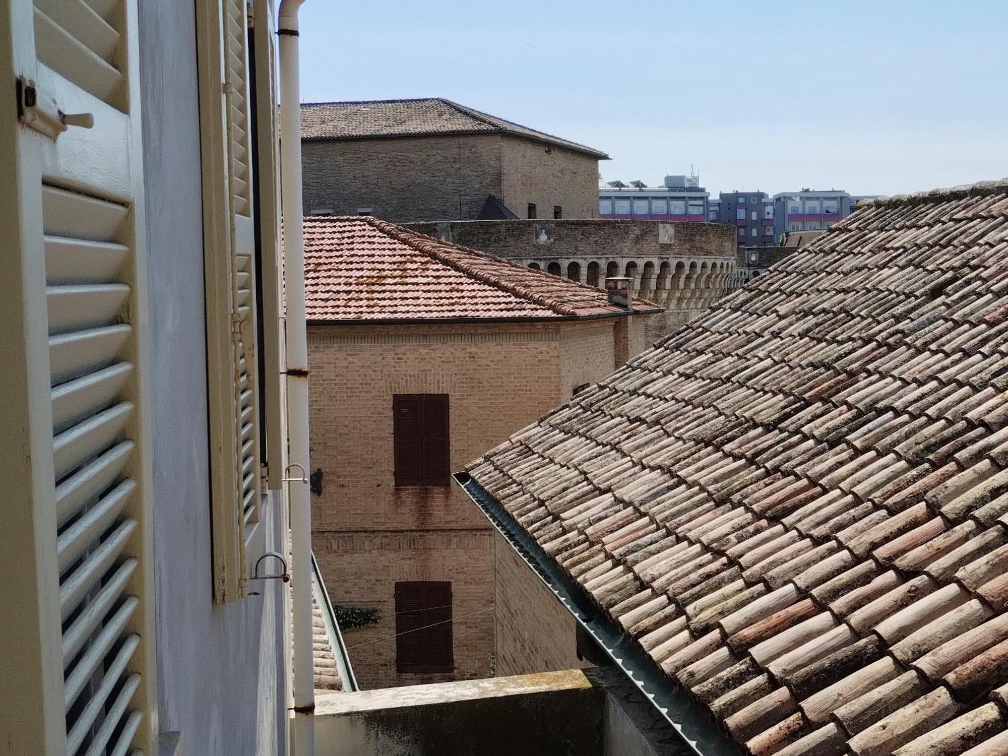 Palazzo Cavalletti - Appartamenti Nel Cuore Di Senigallia Esterno foto